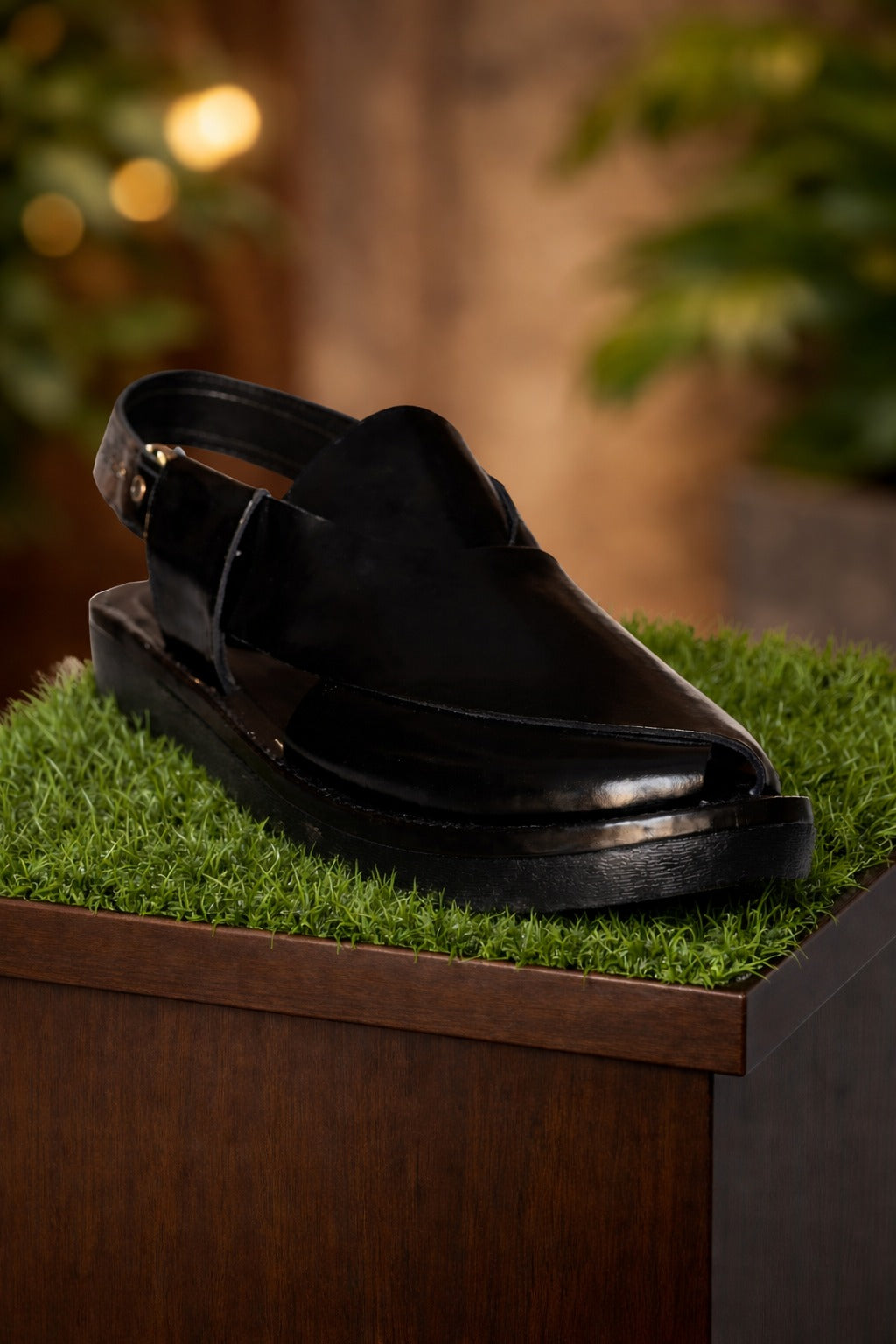 men-vintage-retro-stylish-traditional-footwear-shoes